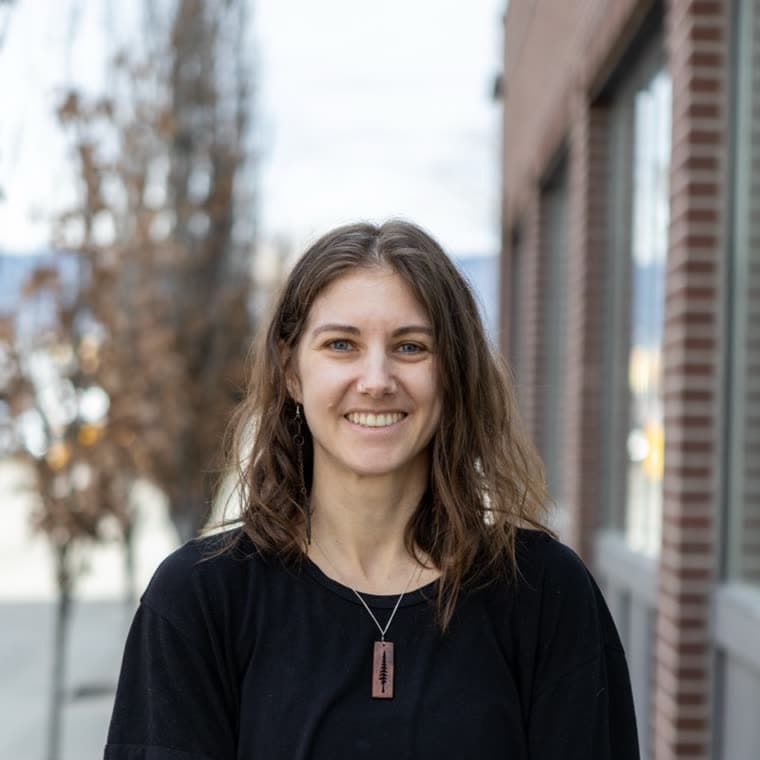 Portrait of Tess Mihell
